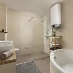 Lux Eol Apartment *